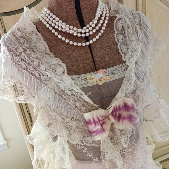 ANTIQUE TROUSSEAU BRIDAL LACE FICHU IN MINT CONDITION! - Picture 6 of 12